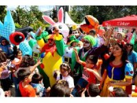 Adana’da karnaval coşkusu sürüyor