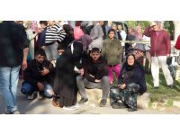 Market yangınında kendilerini dışarı atan işletme sahibi kadın ve oğlu gözyaşlarına boğuldu