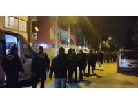 Kumar oynarken yakalanan şahsın aklına ilk gelen polise kimlik sormak oldu