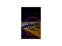 Akan trafikte motosikletin üzerinde ölümüne yolculuk