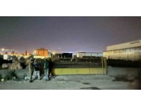 Hurdacı dükkanı alevlere teslim oldu