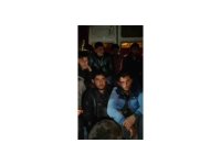 Göçmenleri tıka basa minibüse dolduran şahıs tutuklandı