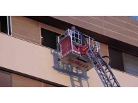 Hatay’da 5 katlı binada yangın