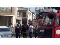 Aksu’da mobilya atölyesindeki yangın korkuttu