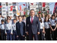 Antalya’nın çocuk başkanından dünya çocuklarına barış çağrısı