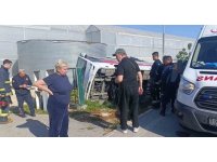 Antalya’da tur midibüsü devrildi, Rus uyruklu 18 turist yaralandı