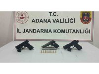 Şüpheli şahıslardan 3 ruhsatsız tabanca ele geçirildi