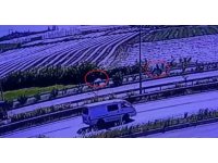 Motosikletlerin çarpıştığı kaza kamerada