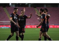 Trendyol Süper Lig: Atakaş Hatayspor: 1 - Başakşehir: 2 (İlk yarı)
