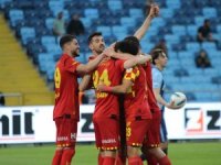 Trendyol Süper Lig: Adana Demirspor: 1 - Göztepe: 2 (İlk yarı)