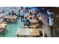 Herkes kaçtı, onlar izledi