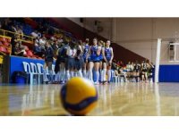 Yıldız kızlar voleybol yarı finalleri Isparta’da başladı