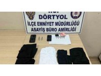 Ehliyet sınavında çamaşır içerisine yerleştirdikleri düzenekle kopya çekmeye çalıştılar
