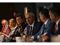 Başkan Kocagöz’den iş insanlarına ’Kepez’i birlikte yönetelim’ çağrısı