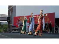 Alanya’da 2’ncisi düzenlenen Uluslararası Halk Dansları ve Müzik Festivali’ne yoğun ilgi
