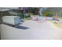 Seyir halindeki araç yandı, ilk müdahaleyi vatandaşlar yaptı