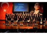 Antalya Adliyesi Türk Halk Müziği Korosu gönülleri fethetti