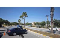 Önce kaldırıma, ardından direğe çarparak durabildi: 1 yaralı