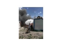 Elbistan’da konteyner kent yangını