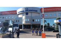 Adana Seyhan ve Ceyhan belediyelerine operasyon