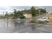 Yağışlı hava rampada kazaya neden oldu: 3 araç birbirine girdi, 1 yaralı