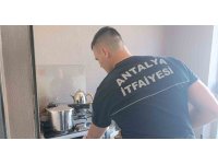 Ocakta unutulan düdüklü tencerenin dumanları itfaiyeyi alarma geçirdi