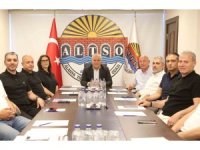 ALTSO Başkanı Erdem: "Oteller yüzde 3’lük döviz dönüşüm desteği dışında kalmasın"