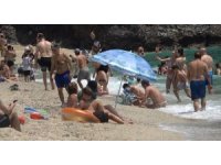 Alanya sahillerinde bayram yoğunluğu