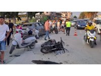 Otomobile ok gibi saplanan motosikletteki 1 kişi öldü, 1 kişi yaralandı