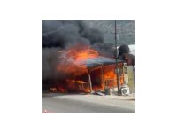 Mersin’de çıkan yangınları itfaiye ekipleri söndürdü