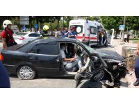 Otomobil ve motosikletler çarpıştı: 1’i ağır 3 yaralı