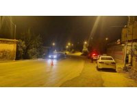 Aranan 2 şahıs yakalanıp cezaevine teslim edildi