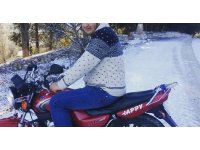 Virajı alamayarak uçurumdan uçan genç motosikletçi öldü