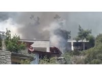 Adana Feke’de ev yangını: Orman ve itfaiye ekipleri söndürdü