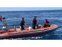 Alanya Kalesi’nde kayalık bölgede mahsur kalan dağ keçisi kurtarıldı