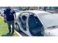 Adana’da gazetecinin otomobilinin kapıları çalındı: O anlar kamerada