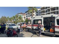 Gazipaşa’da motosiklet devrildi, baba-kız yaralandı