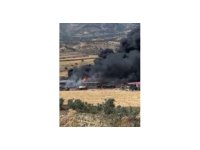 Depoda yangın çıktı, gökyüzünü kara dumanlar kapladı