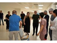 Darp sonucu hayatını kaybeden oğlunun bağışlanan kalbini, dua ederek uğurladı