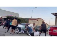 Kaza sonrası tekmeli, yumruklu kavga