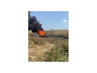 Yanan traktöre aldırmadı, çocuklarını teselli etti