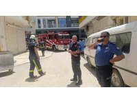 Evini yakmaya çalıştı, itfaiye ekipleri alevleri büyümeden söndürdü