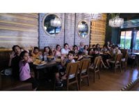 MÜSİAD Antalya’dan çocuklara karne şenliği