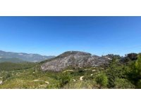 Alanya Kızılalan’da çıkan yangın yaklaşık 10 saat sonra kontrol altına alındı