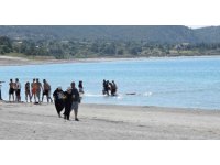 Salda Gölü’nde can pazarı: Genç kız ölümle burun buruna geldi