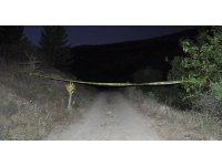 Çalıntı araçla kaçarken ’dur’ ihtarına uymadı, jandarmaya ateş edip kendini vurdu