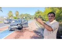 Lastiği patlayan otomobil takla attı, sürücü burnu bile kanamadan araçtan çıktı