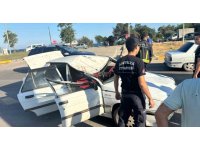 Başıboş gezen at kazaya neden oldu: 3 kişi yaralandı