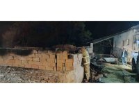 Burdur’da ağılda çıkan yangında 10 küçükbaş hayvan telef oldu