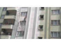 Adana’da iskelenin halatı koptu, işçi ölümden döndü